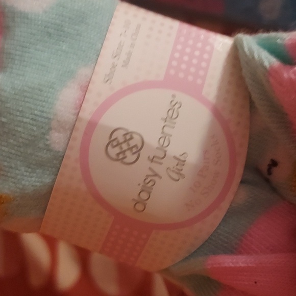 ๐2/$20 or 4/$30 10 ct New Socks size 7-10 and 10 ct size 4 Briefs nip - Picture 2 of 4